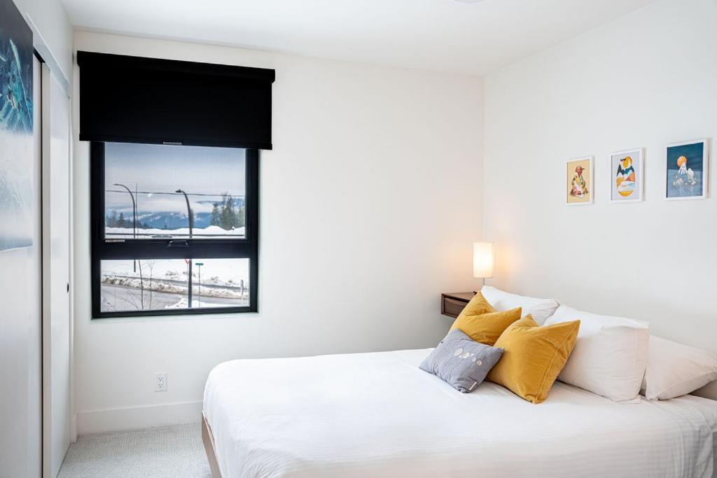 Revel In The Stoke By Revelstoke Vacations Apartment Екстериор снимка