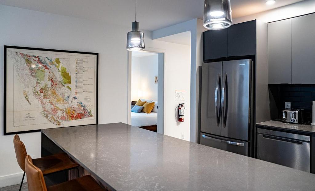Revel In The Stoke By Revelstoke Vacations Apartment Екстериор снимка